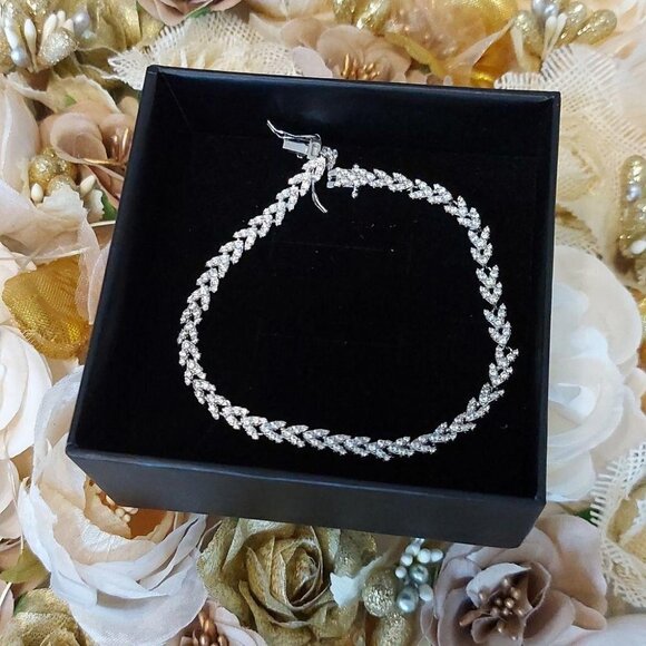 925 Sterling Silver Grade 5A Cubic Zirconia Bracelet - Picture 6 of 8